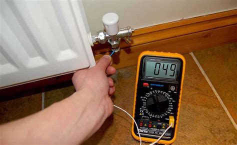 room thermometer screwfix|best thermometer for balancing radiators.